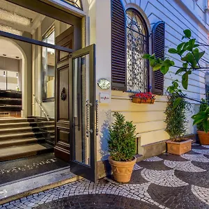 **** Hotel Royal Court Italie